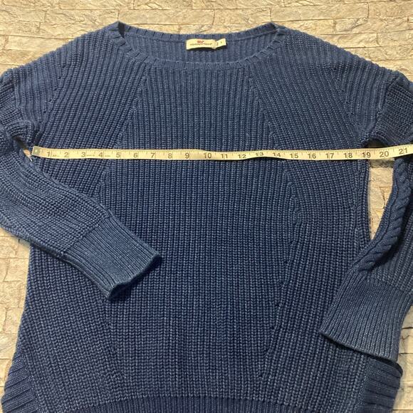 Ladies small navy vineyard vines sweater - Picture 3 of 5